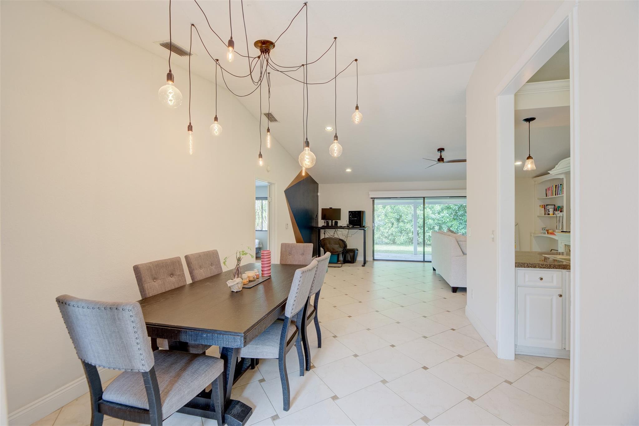 Walcott Dr, Boynton Beach, FL 33426