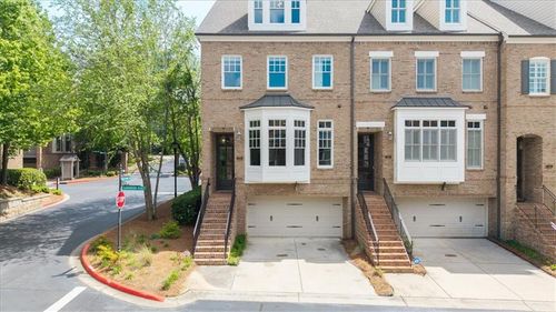 552 Sarabrook Pl, Atlanta, GA, 30342-5046 | Card Image