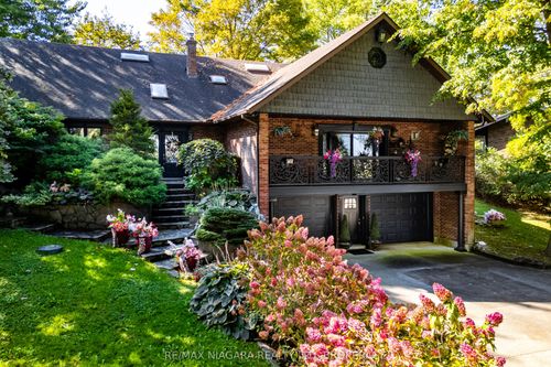 735 Lakeshore Rd E, Port Colborne, ON, L3K5V3 | Card Image