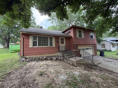 5401 Smalley Avenue, Kansas City, MO, 64129 | Card Image