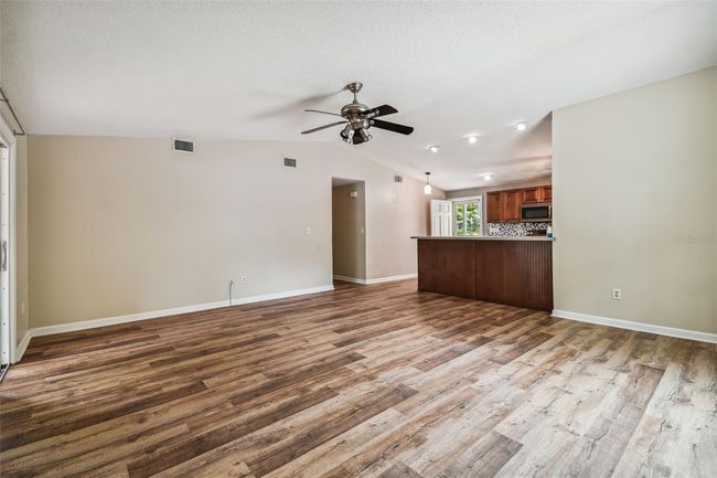 Living Room | Image 6