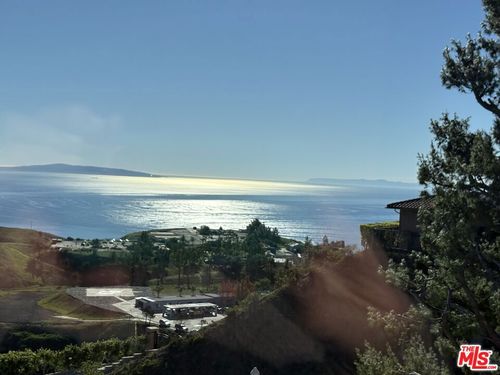 23255 W Paloma Blanca Dr, Malibu, CA, 90265-3075 | Card Image