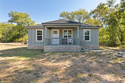 316 N Douglas Street, House other with 3 bedrooms, 2 bathrooms and 3 parking in Mart TX | Image 1