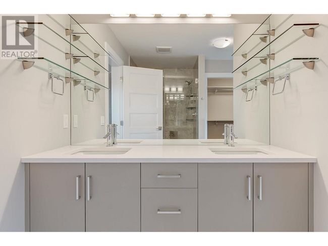 788 Acadia St, House other with 4 bedrooms, 3 bathrooms and 2 parking in Kelowna BC | Image 25