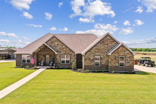 210 Lakecrest Dr, Muenster, TX, 76252-2012 | Card Image