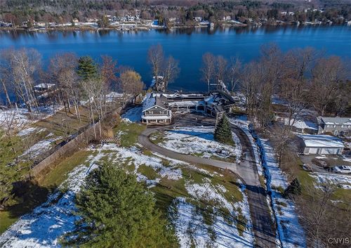 2964 W Lake Rd, Cazenovia, NY, 13035-9818 | Card Image