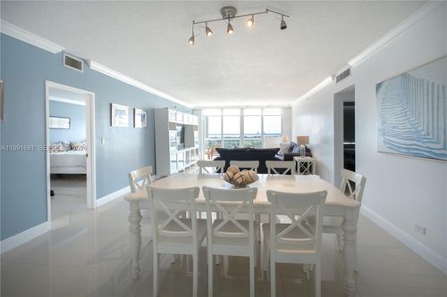 1420-5601 Collins Ave, Miami Beach, FL, 33140-2450 | Card Image