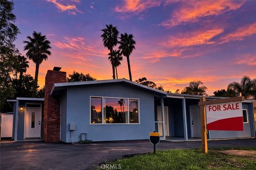 305 Civic Center Dr, Vista, CA, 92084-6143 | Card Image