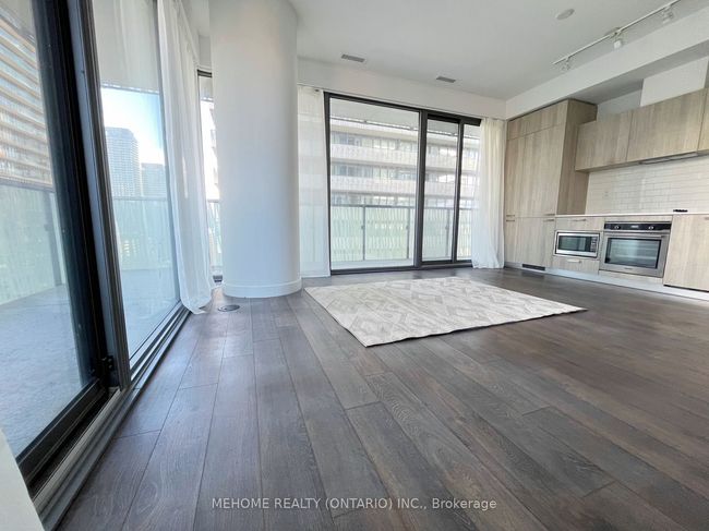 2105 - 50 Charles St E, Condo with 2 bedrooms, 1 bathrooms and null parking in Toronto ON | Image 5