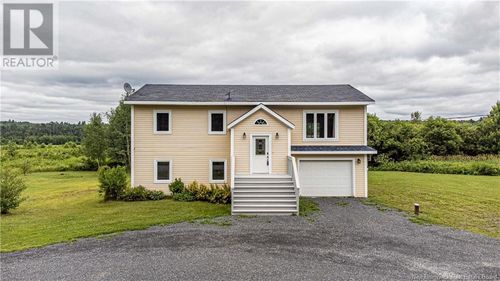 1688 Canada St, Nashwaak Village, NB, E6C1L5 | Card Image