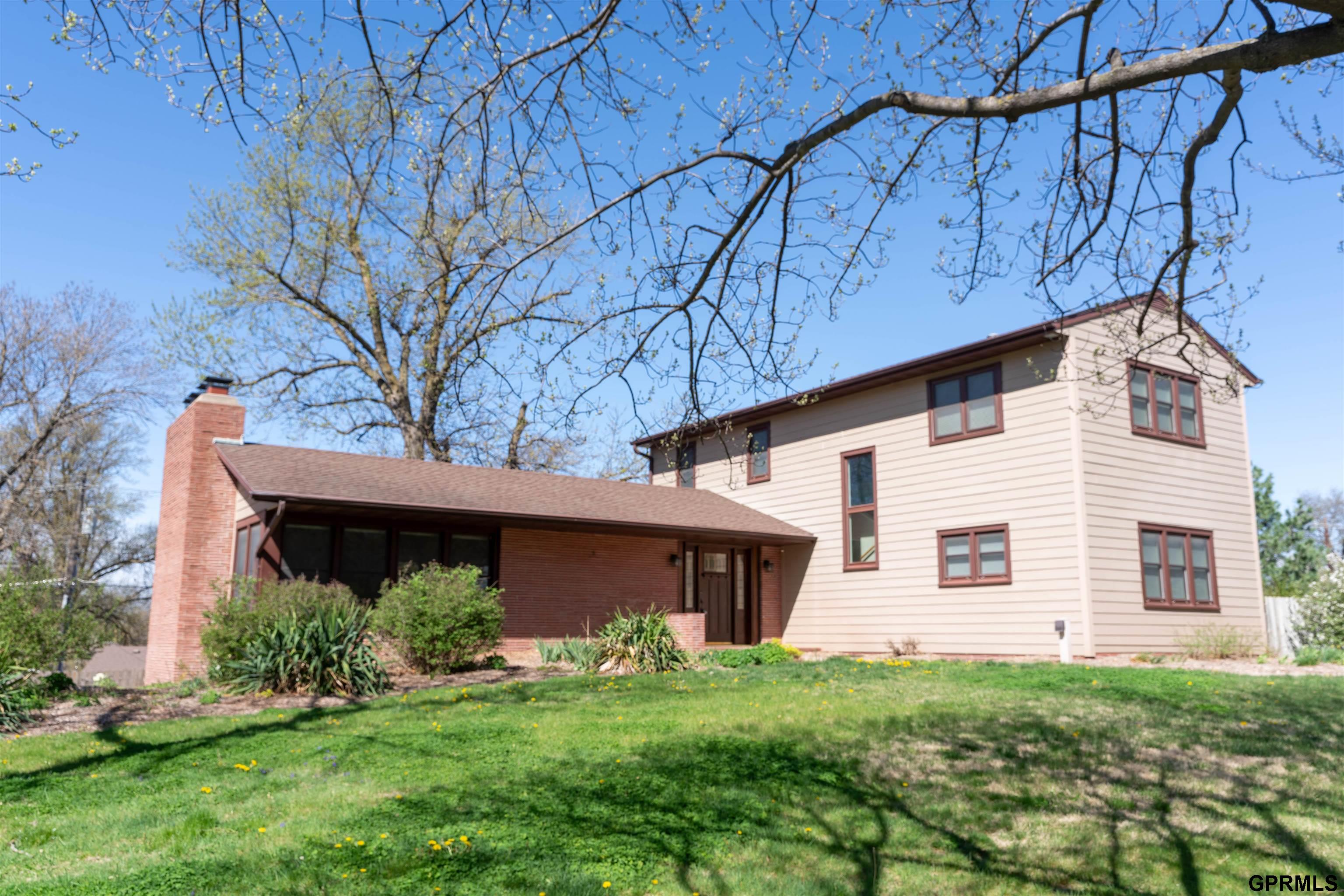 Boswell Ave, Crete, NE 68333