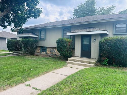 2504 Sw Jackson St, Blue Springs, MO, 64015-4036 | Card Image