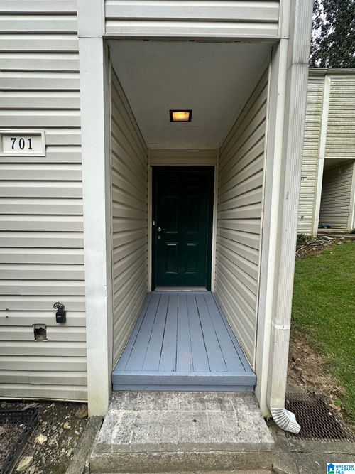 701-701 Running Brook Rd, HOOVER, AL, 35226-2924 | Card Image