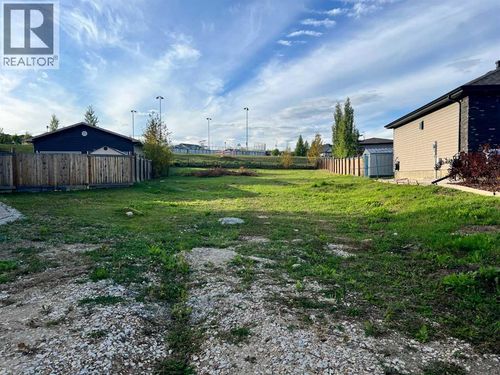 125 Shalestone Pl, Fort Mcmurray, AB, T9K0T5 | Card Image