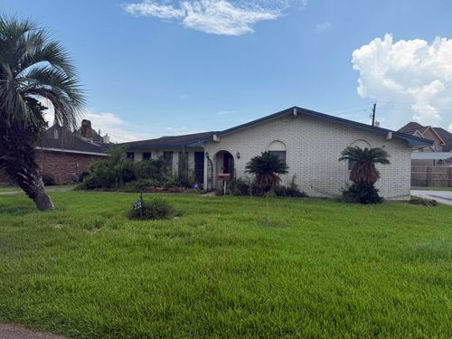 3120 Nashville Ave, Nederland, TX, 77627-6752 | Card Image