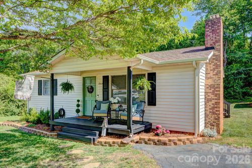 2006 Modern Estates Rd, Lincolnton, NC, 28092-1799 | Card Image