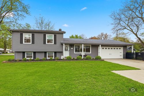 26W350 Jewell Rd, Winfield, IL, 60190-2118 | Card Image