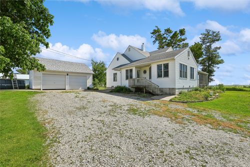 6719 25th Ave, Van Horne, IA, 52346-9829 | Card Image