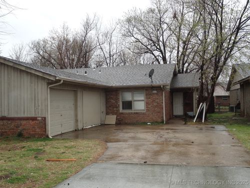 6012 Madison Pl, Tulsa, OK, 74105-8335 | Card Image