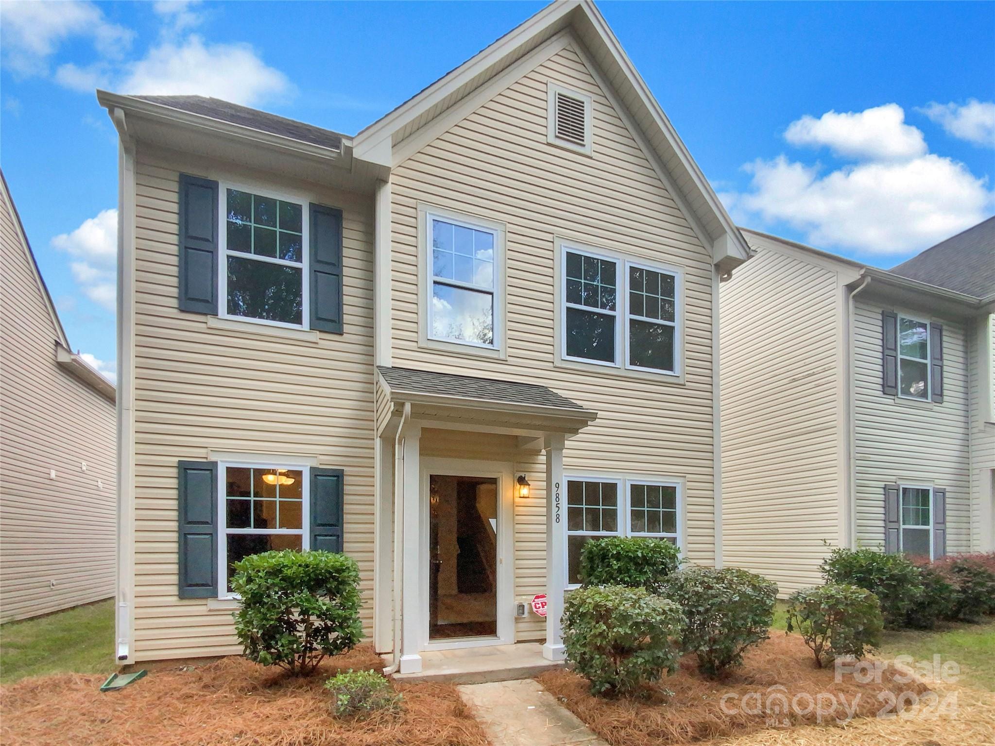 Hanberry Blvd, Charlotte, NC 28213