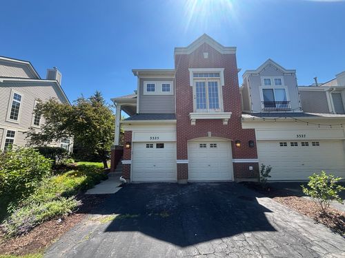 3325 Rosecroft Ln, Naperville, IL, 60564-4836 | Card Image