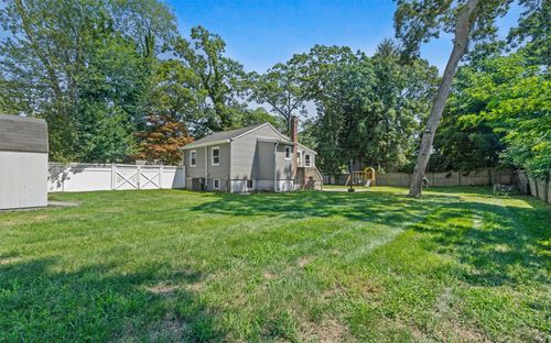 186 Orchid Dr, Mastic Beach, NY, 11951-3105 | Card Image