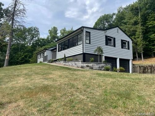 126 Roselawn Rd, Highland Mills, NY, 10930-3100 | Card Image