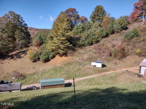 7735 Highway 19-E, Roan Mountain, TN, 37687 | Card Image