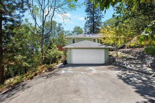 279 Alta St, Ashland, OR, 97520-2661 | Card Image
