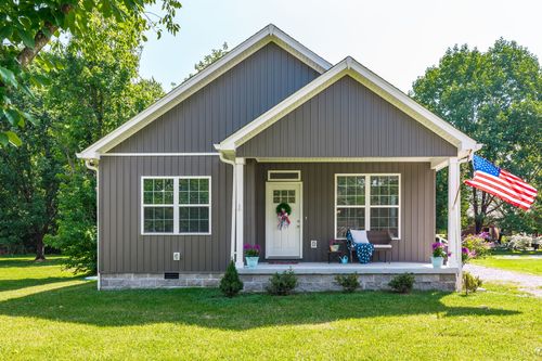 4335 Hawkins Dr, Westmoreland, TN, 37186-2178 | Card Image