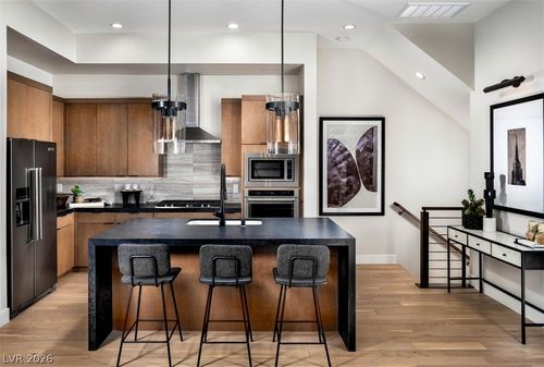 642 Talon Ridge St, Las Vegas, NV, 89138-6393 | Card Image
