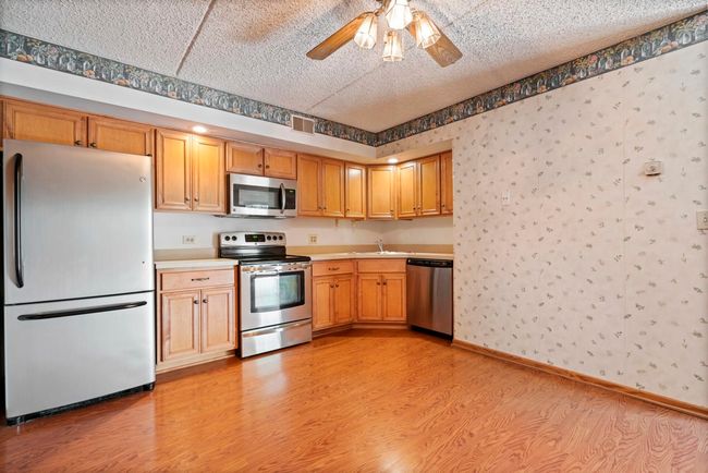 APT-2C - 1472 N Rock Run Dr, Condo with 2 bedrooms, 2 bathrooms and 2 parking in Crest Hill IL | Image 4
