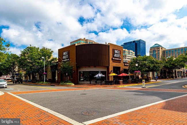 UNIT-907 - 11990 Market St, Condo with 3 bedrooms, 2 bathrooms and null parking in RESTON VA | Image 87
