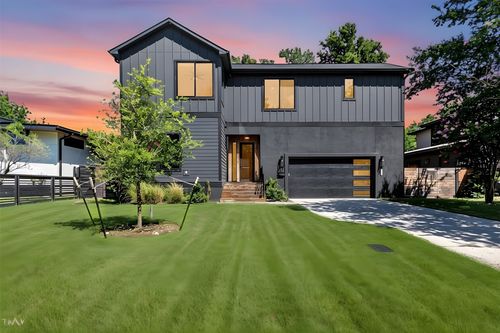 6905 Daugherty St, Austin, TX, 78757-2325 | Card Image