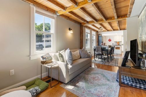 71-71 North St, Hingham, MA, 02043-2233 | Card Image