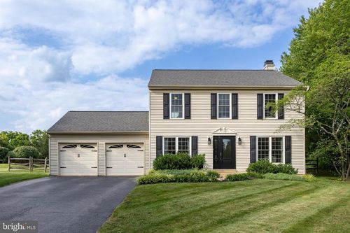 101 Ashley Rd, Phoenixville, PA, 19460-4819 | Card Image