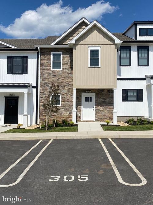 unit-305-556 Leesville Rd, LYNCHBURG, VA, 24502-2444 | Card Image