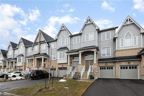 4084 Fracchioni Dr, Beamsville, ON, L3J0R5 | Card Image