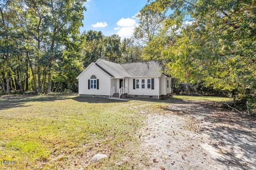 104 S Woodstone Dr, Archer Lodge, NC, 27527-6288 | Card Image