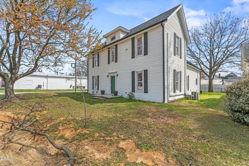 141 S Broad St E, Angier, NC, 27501-8671 | Card Image