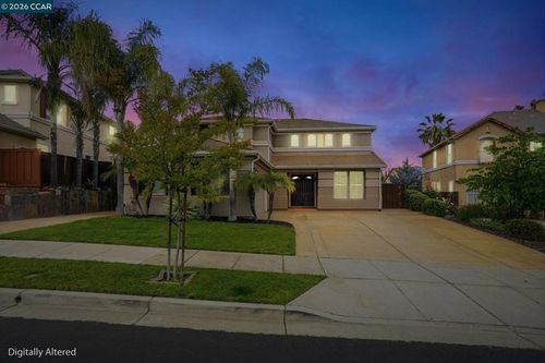 417 Bayonett Ct, Brentwood, CA, 94513-5613 | Card Image