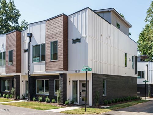 1527 Urban Trace Ln, Raleigh, NC, 27608 | Card Image