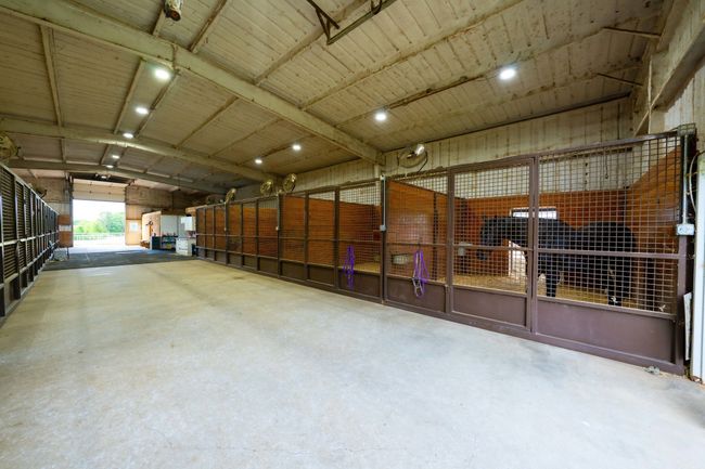 7583 Mountain View Rd, Home with 4 bedrooms, 4 bathrooms and null parking in Aubrey TX | Image 26