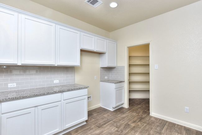 Kitchen | Image 14