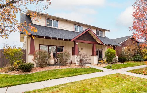 20663 Jayhawk Ln, Bend, OR, 97702-2761 | Card Image