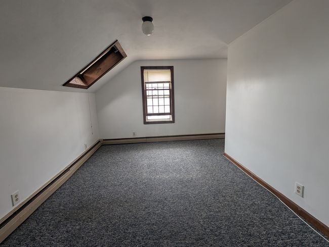 APT-3 - 73 Park Ave, Home with 2 bedrooms, 1 bathrooms and 2 parking in Enfield CT | Image 4