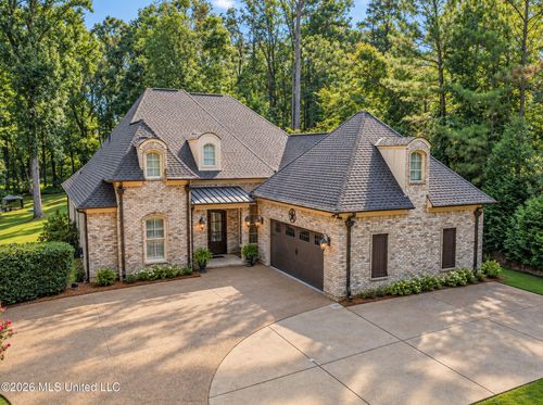 103 Turtle Creek Dr, Batesville, MS, 38606-9354 | Card Image