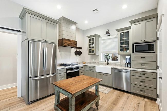 658 Fordtran Rd, Home with 6 bedrooms, 11 bathrooms and 6 parking in New Ulm TX | Image 41