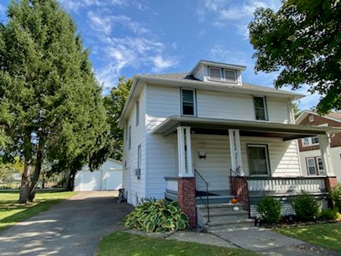 Oakwood Ave, Elmira, NY 14903