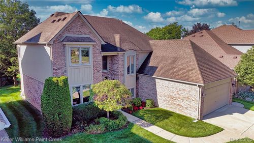 15792 Constitution Drive, Macomb Township, MI, 48044 | Card Image